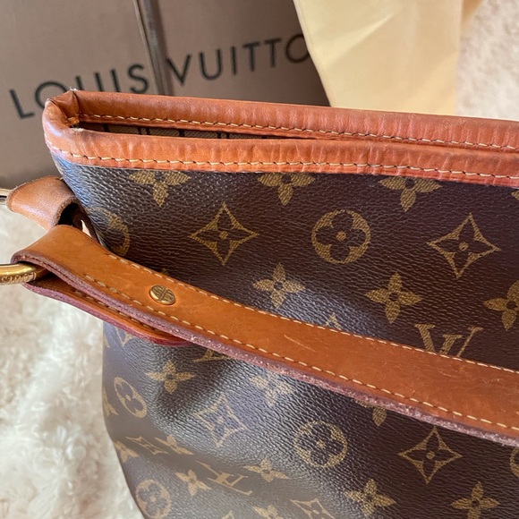 Authentic πLouis Vuitton delightful pm π - Picture 11 of 16